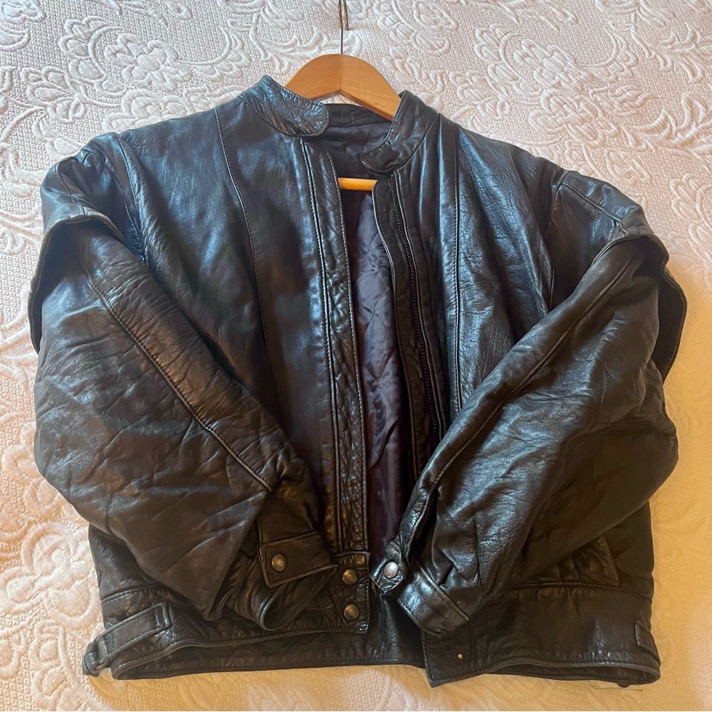 *VINTAGE* Vera Pella Women’s Leather Bomber Jacket